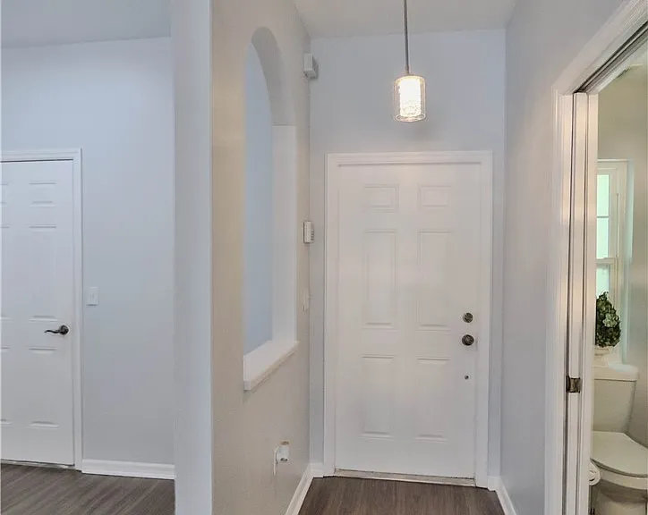 3630 Pine Oak Cir #105 — Photo 4