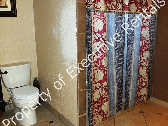 5th image of 1946 Chateau Dr