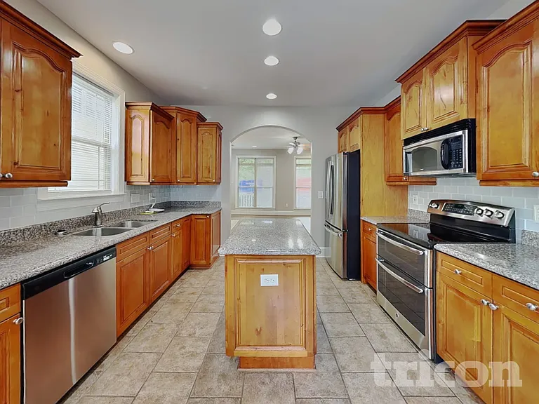 15310 S Birkdale Commons Pkwy — Photo 5