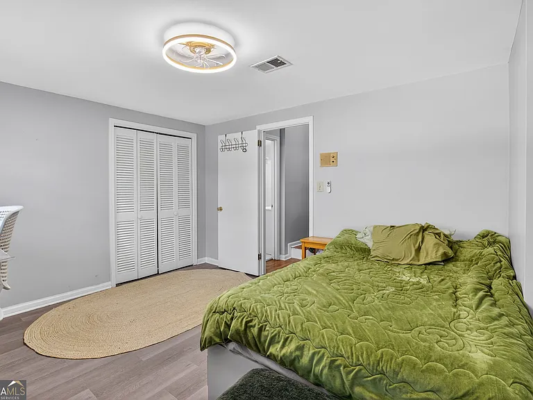 2064 Adriatic Dr — Photo 15