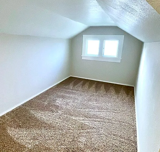 310 N Dean St — Photo 11