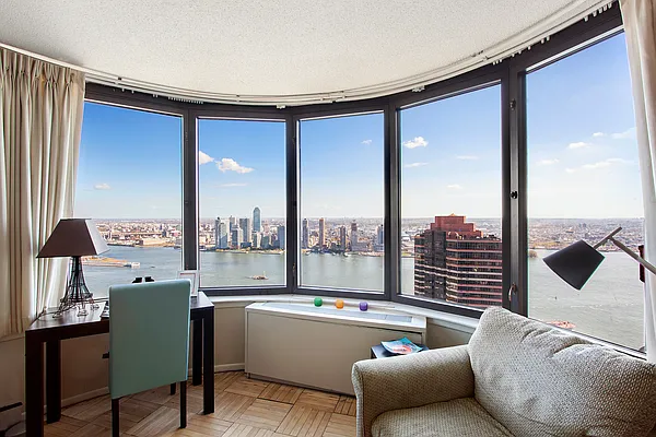 Rented by Douglas Elliman | media 7