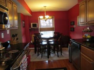 3334 Spring Ln APT B46, Falls Church, VA 22041