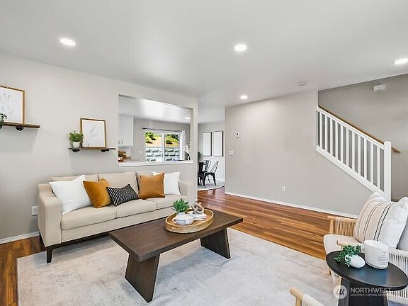 3rd image of 2216 119th Drive SE