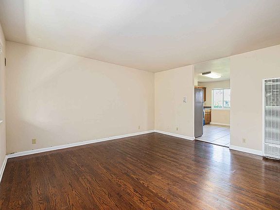 3rd image of 2060 Santa Clara Ave APT H
