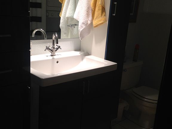 Updated bathroom with lots of storge!