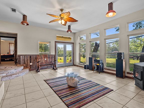 4th image of 1300 Finney Dr
