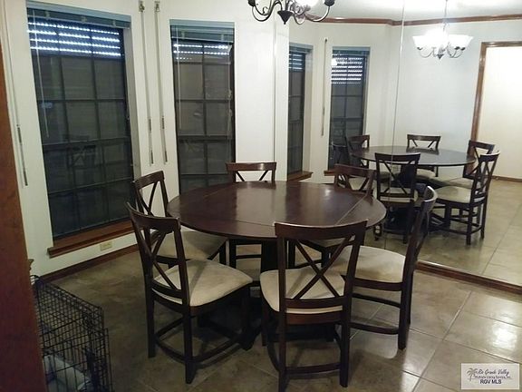 5th image of 294 Camaguey Ave