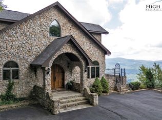 530 Howards Knob Rd, Boone, NC 28607
