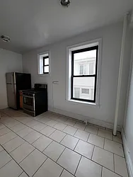 Rented by R New York