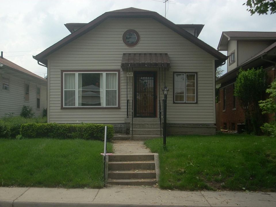 1st image of 945 E Bradbury Ave