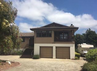 10747 Country Meadows Rd, Salinas, CA 93907