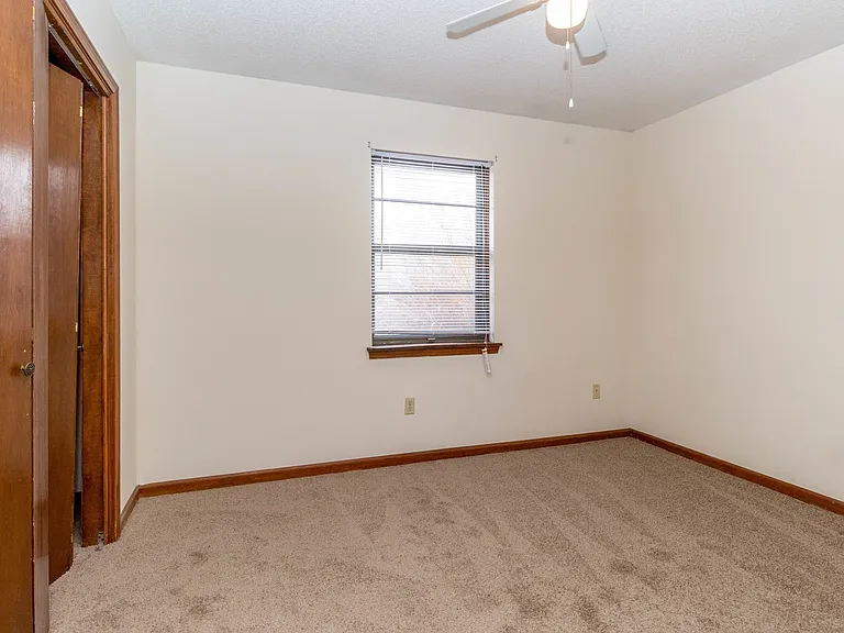 1616-1618 Handley Pl — Photo 33