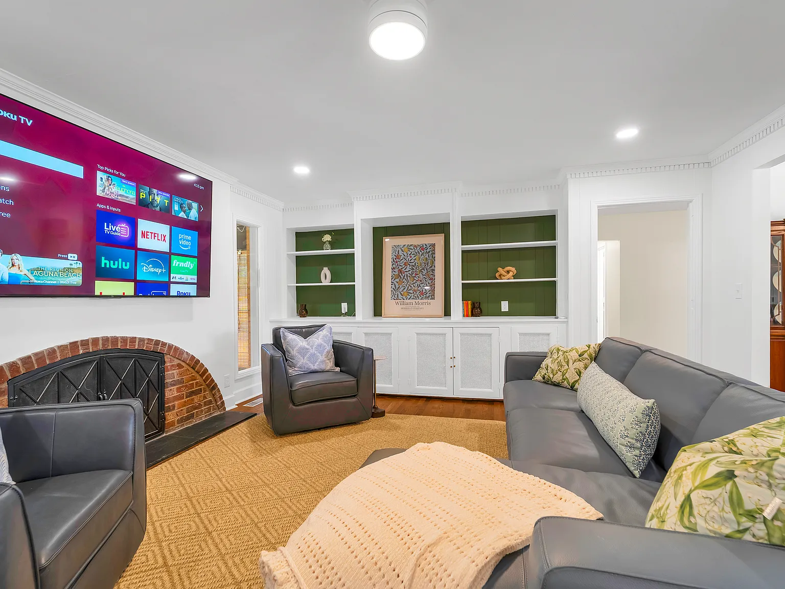 5 bed, 2224 sqft, $6,000 — Photo 3