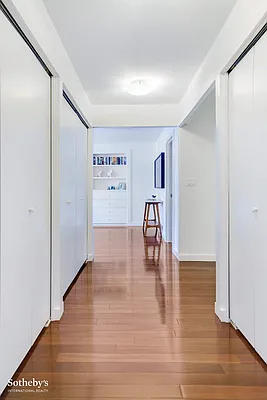 Sold by Sotheby's International Realty | media 17