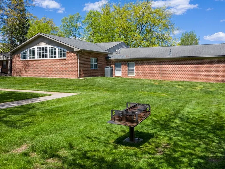 2180 Veterans Hwy — Photo 5