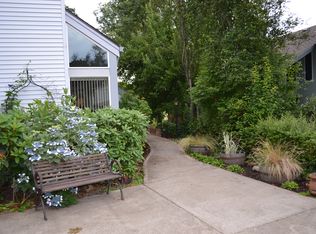1014 Hazelwood Dr, Oregon City, OR