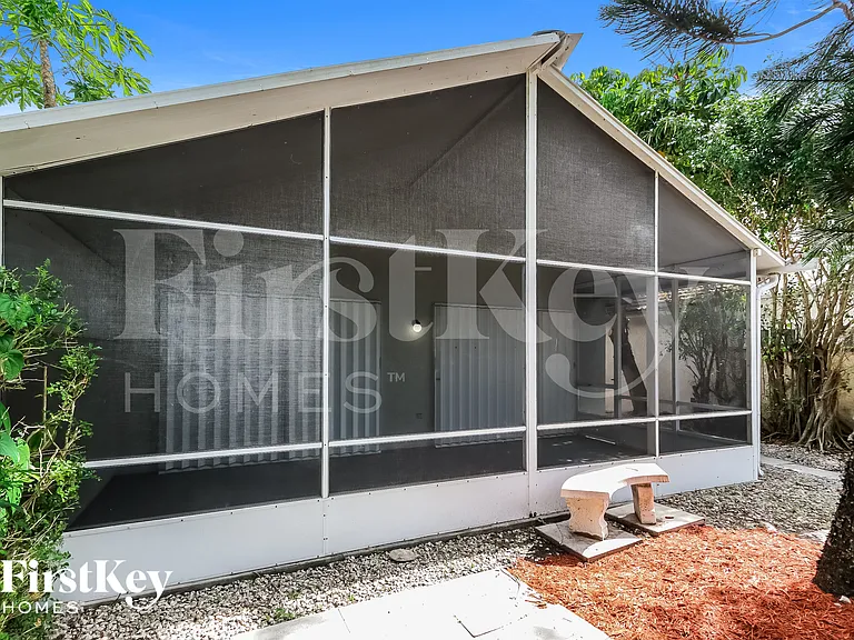 4652 Concordia Ln — Photo 15