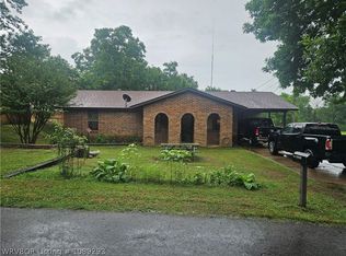 904 Fowler Ave, Poteau, OK 74953