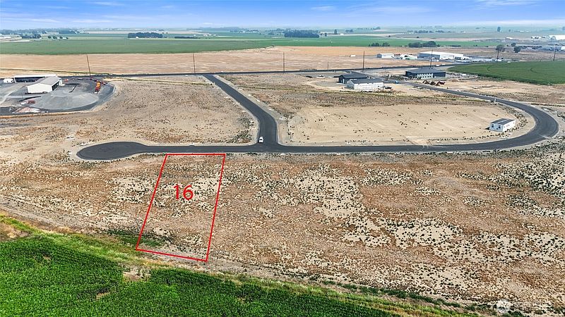 2nd image of 205 Legacy Lane