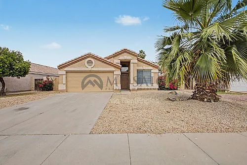 1894 E Palomino Dr Photo 1