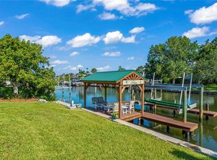 8449 Flagstone Dr, Tampa, FL 33615
