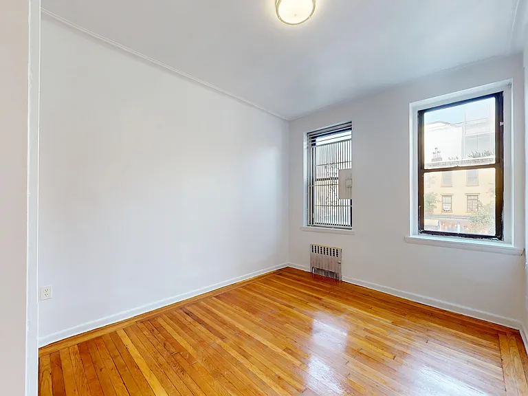 78 W 11th St #4 — Photo 9