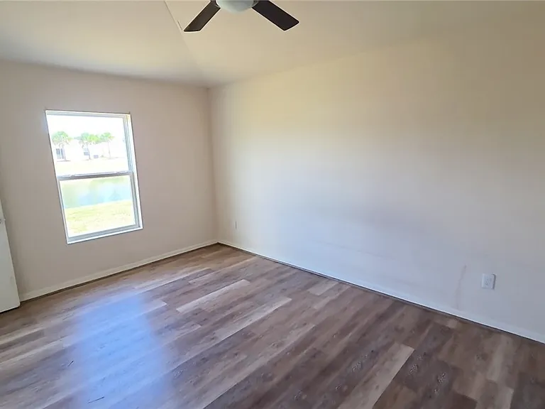 9112 Aegean Cir — Photo 15