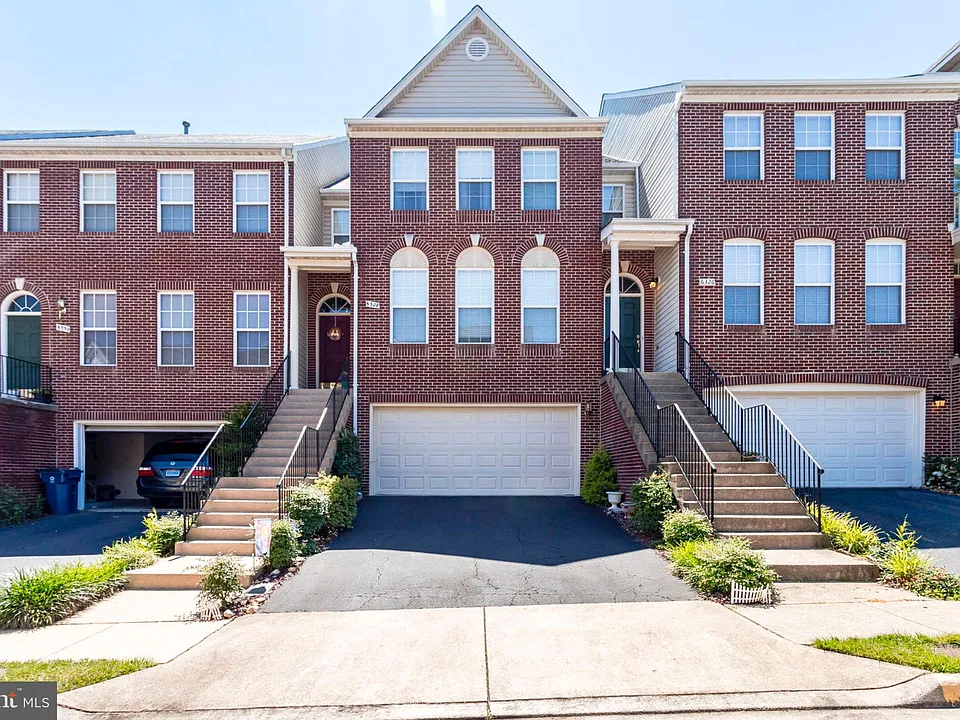 6328 Dunman Way