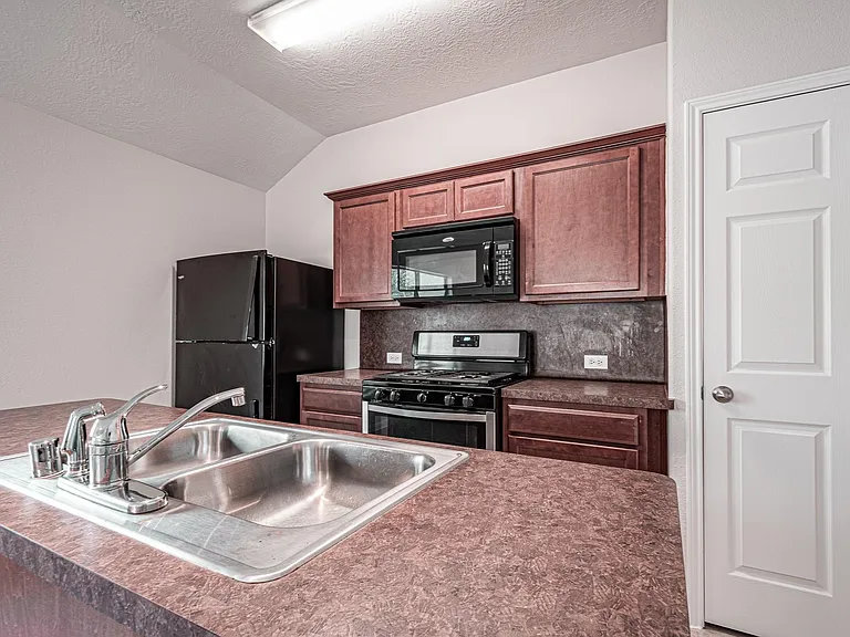 6227 Lovage Ave — Photo 11