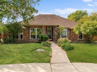 6306 Debbie Cir, Rowlett, TX 75089