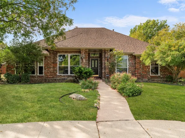6306 Debbie Cir, Rowlett, TX 75089
