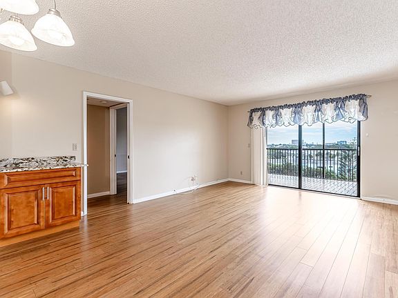 5th image of 2202 S Cypress Bend Drive #703