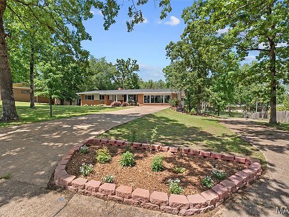 5th image of 2105 Jackson Rd