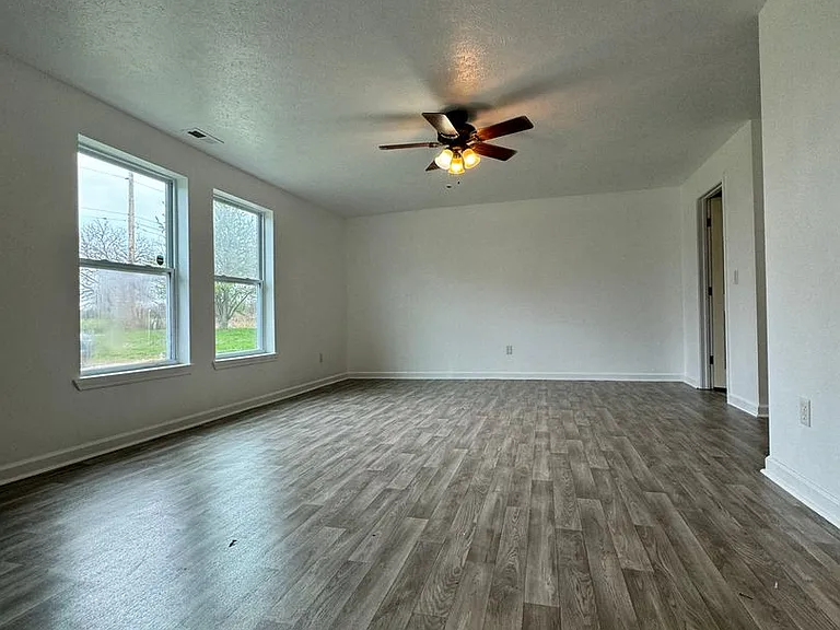 329 S Farm Road 99 — Photo 3