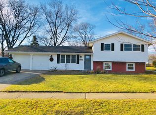 1425 Harvard Ln, Schaumburg, IL