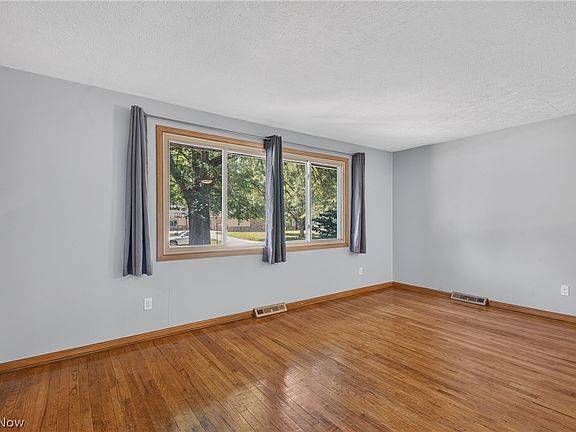 5th image of 13700 Indian Creek Dr