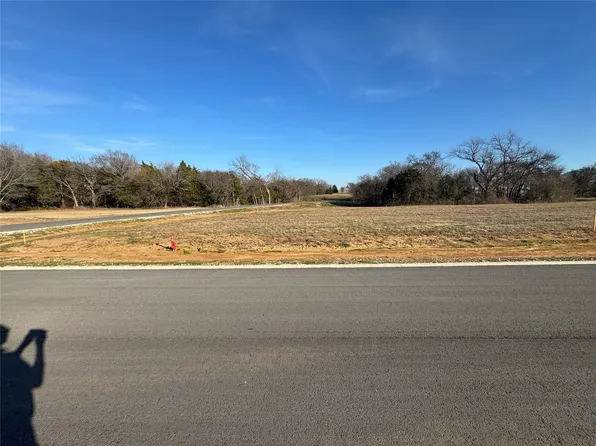 LOT 17 Medallion Club St, Gordonville, TX 76245