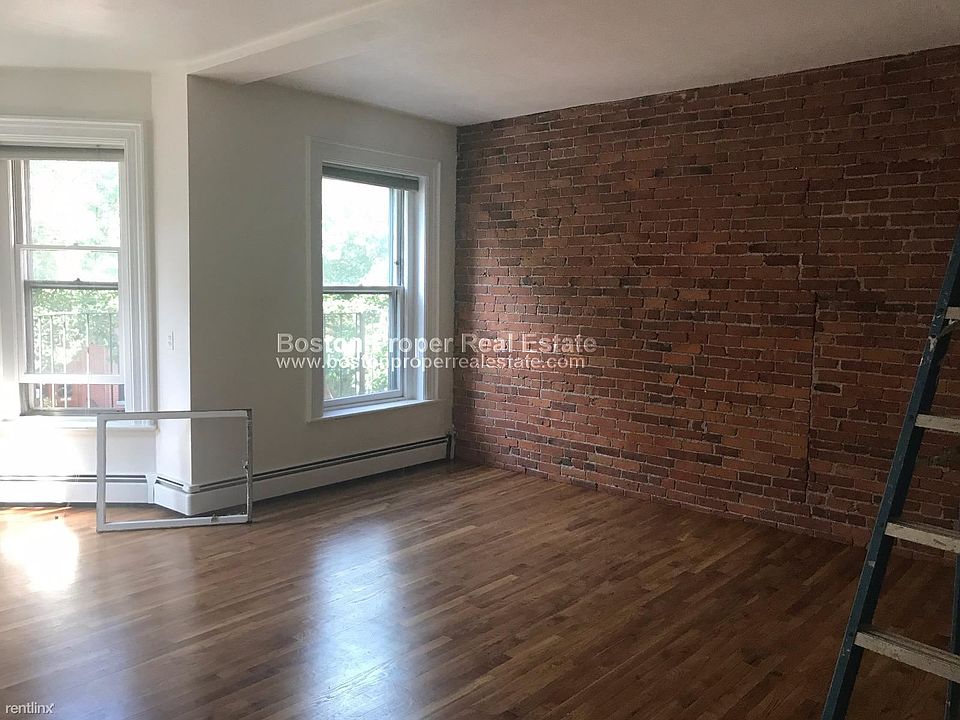 114 Saint Botolph #2 Boston - Back Bay Unit Photo 3