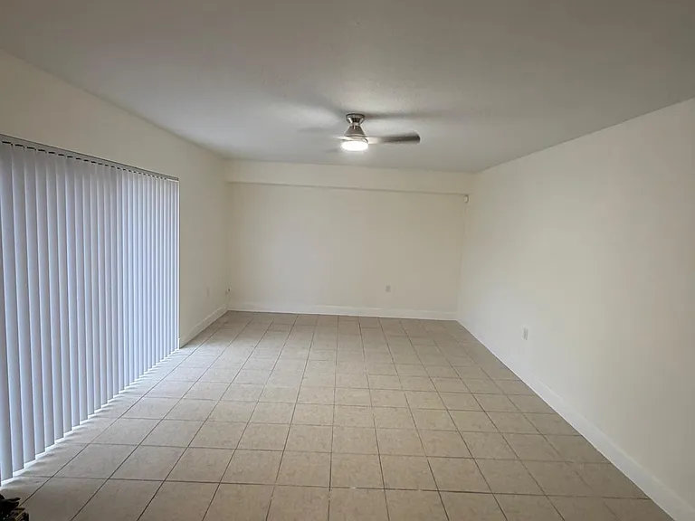 607 Green Springs Pl — Photo 4