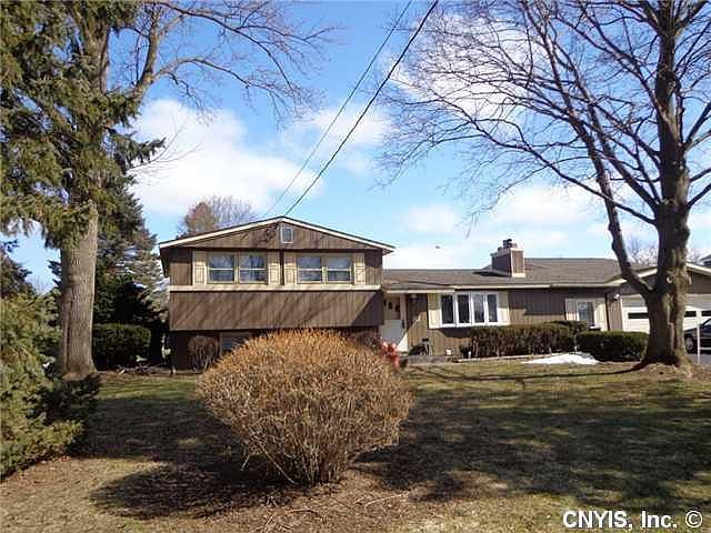 1st image of 23 Seneca St
