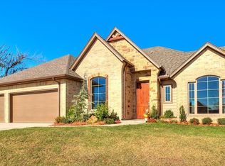 9129 NW 85th St, Yukon, OK 73099
