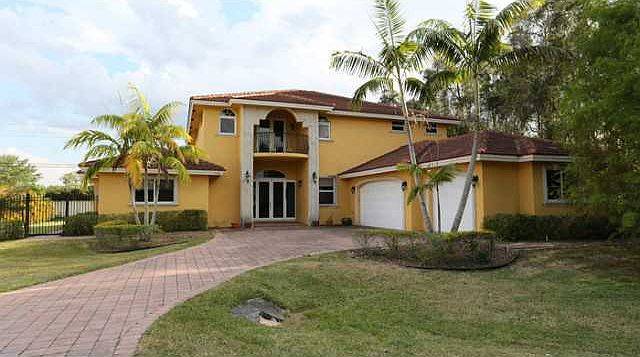 1st image of 11880 NW 17th Pl