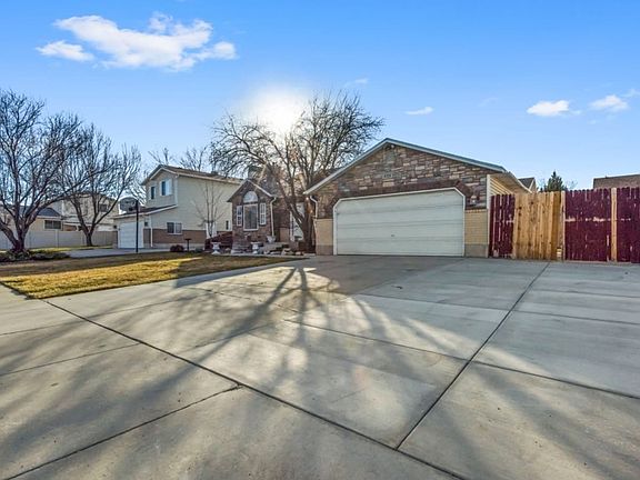 5th image of 4324 S Marvinwood Dr