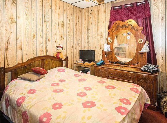 5th image of 2211 N Kostner Ave #1