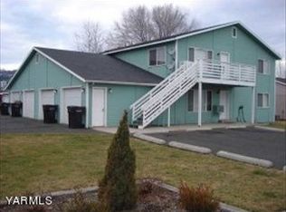 3401 Castlevale Rd, Yakima, WA 98902