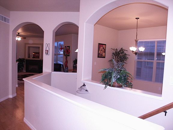 Beautiful Entryway - lots of Arches!