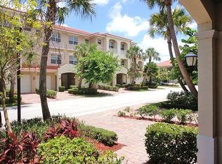 4813 Sawgrass Breeze Dr, Palm Beach Gardens, FL 33418