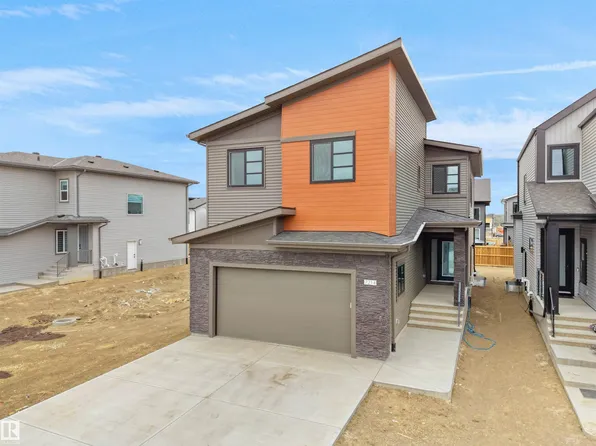 7214 Kiviaq Line, Edmonton, AB T6W 5R3