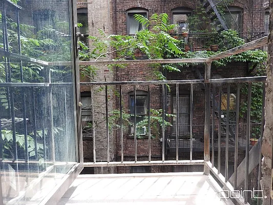 Rented by Point NYC | media 43